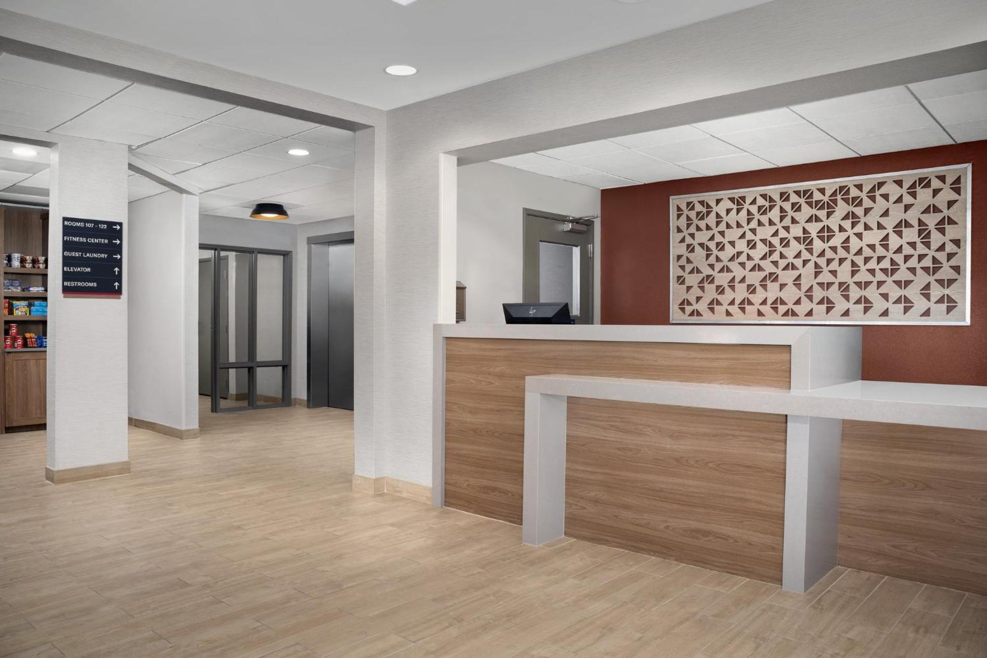 Candlewood Suites Alexandria - Fort Belvoir By Ihg Экстерьер фото